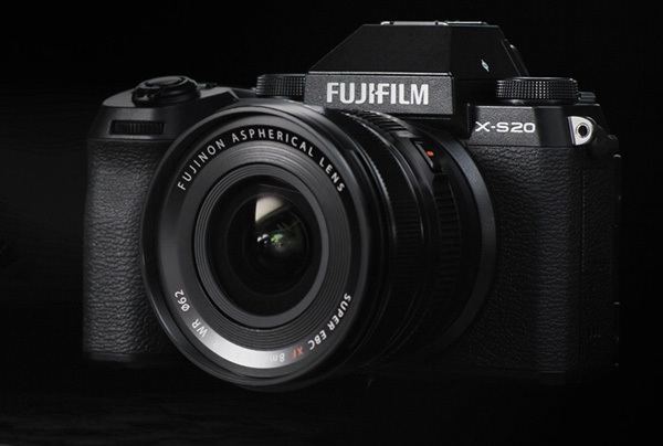 Fujifilm_X-S20